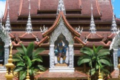 自驾租车多少钱一天到云南昆明旅游怎么报当地旅游团？自驾游去云南昆明攻略及费用？跟团游免踩坑？一般需要玩几天？前往六天五晚需要多