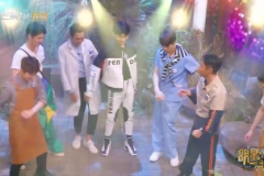 娱乐吃瓜酱甩手舞,娱乐吃瓜酱引领潮流新风尚 娱乐吃瓜酱甩手舞,娱乐吃瓜酱引领潮流新风尚