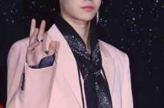 娱乐圈王一博吃瓜事件,娱乐圈风云再起,真相揭秘 娱乐圈王一博吃瓜事件,娱乐圈风云再起,真相揭秘